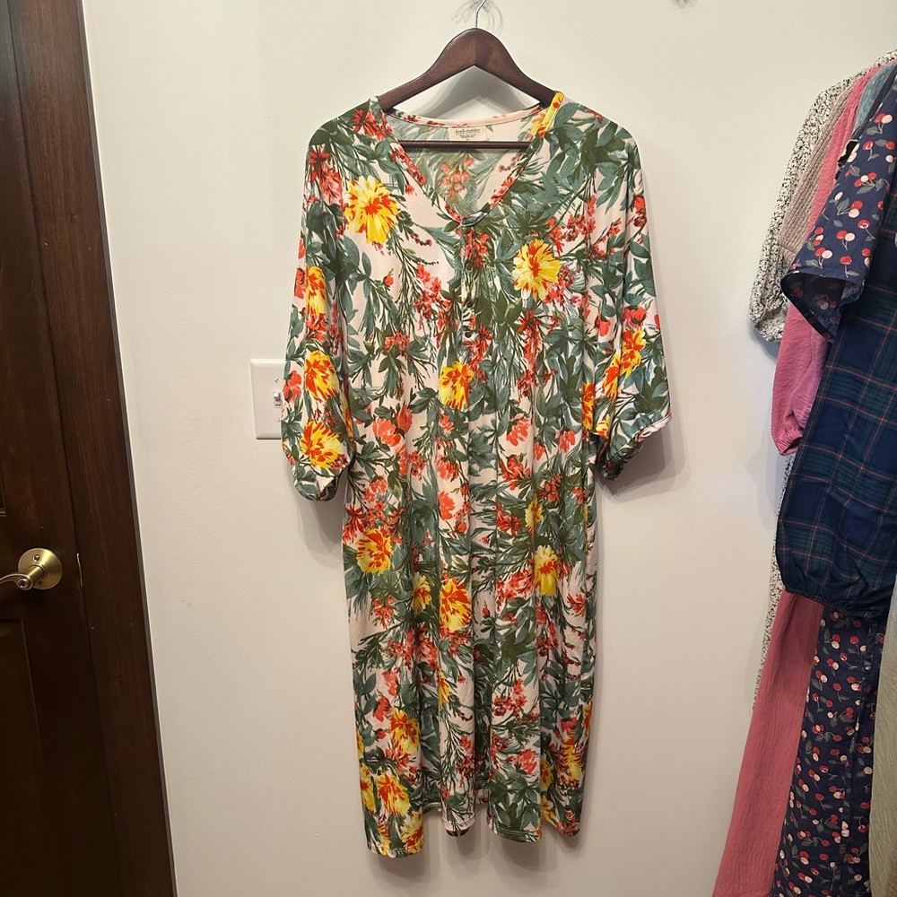 Dwell and Slumber Classic Caftan House Dress – Floral Print